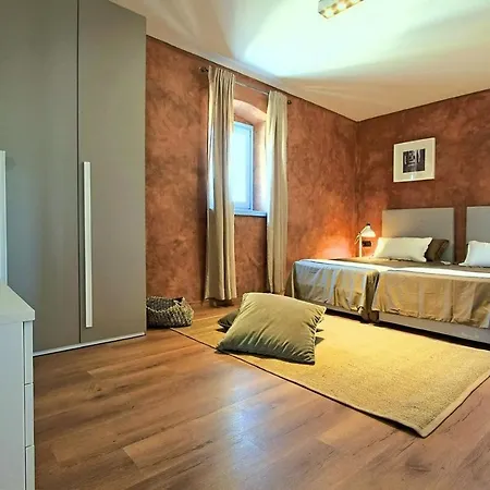 Holiday home Regina Perci *